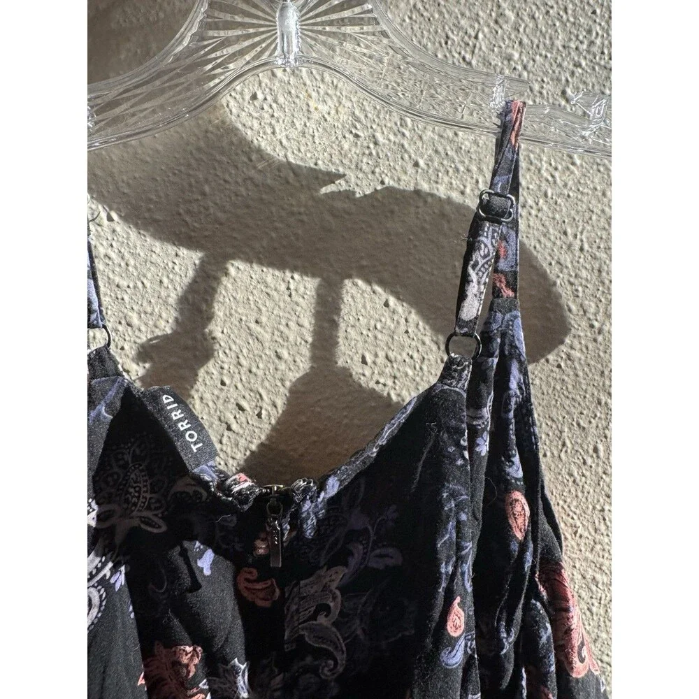 Torrid Paisley Cami Spaghetti Straps Sz 2x - Picture 6 of 8
